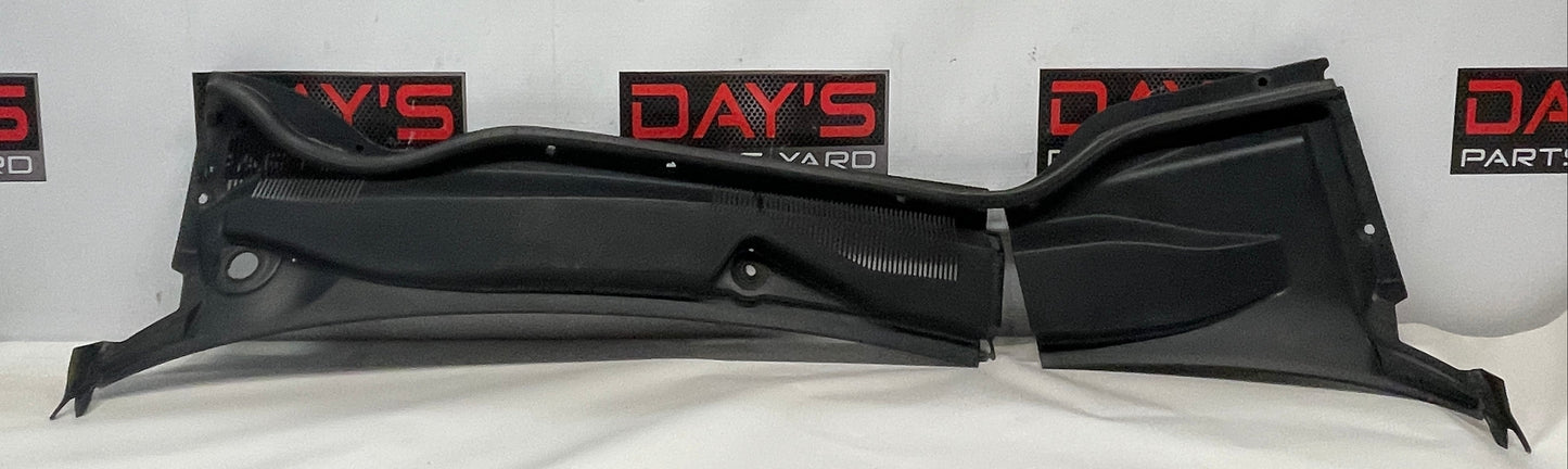 2014 Chevy Camaro ZL1 Windshield Wiper Cowl Plastic Panel OEM - Day's Parts Yard