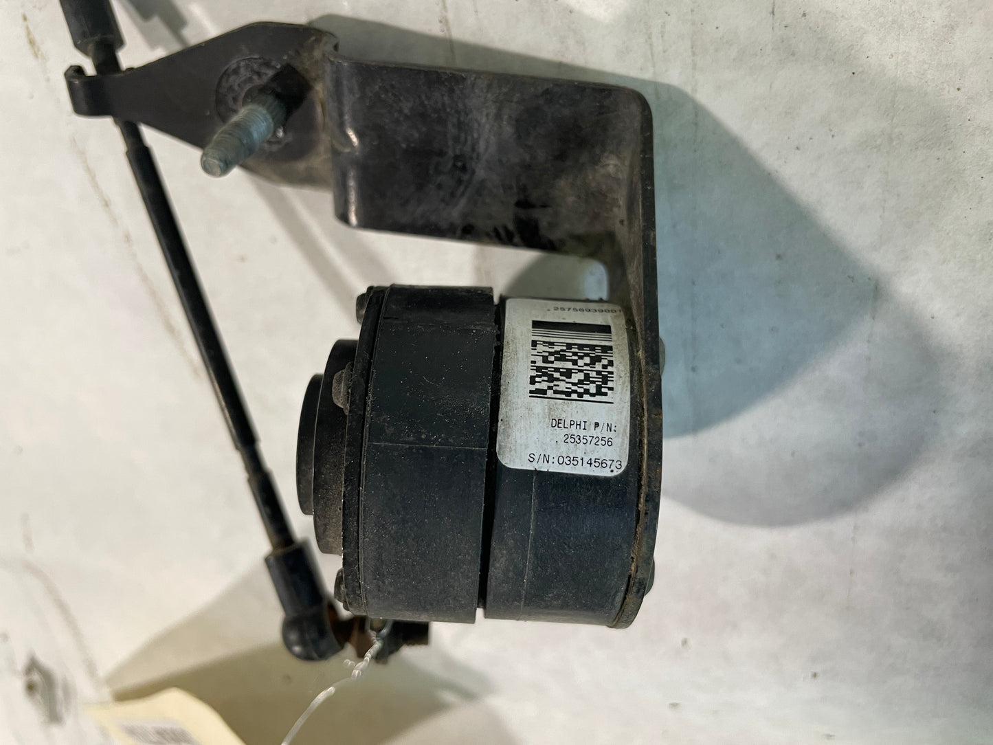 2014 Cadillac CTS-V Coupe Front LH Driver Ride Height Sensor OEM - Day's Parts Yard