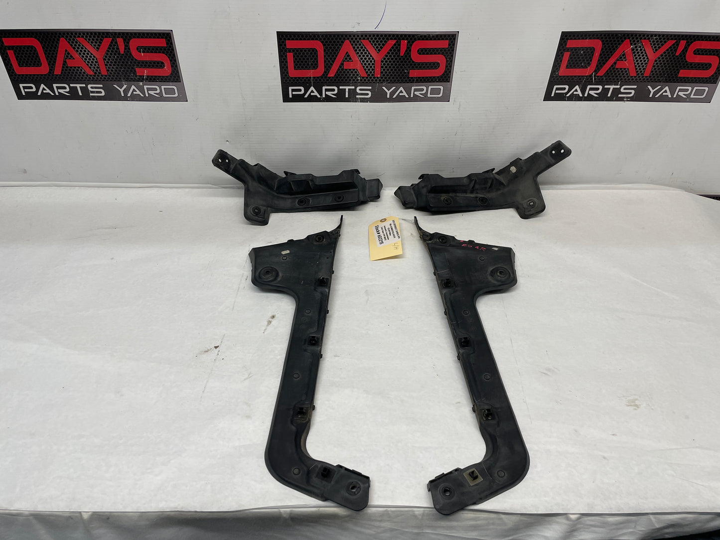 2012 Chevy Caprice PPV RH & LH Rear Bumper Guide Brackets Mounts OEM