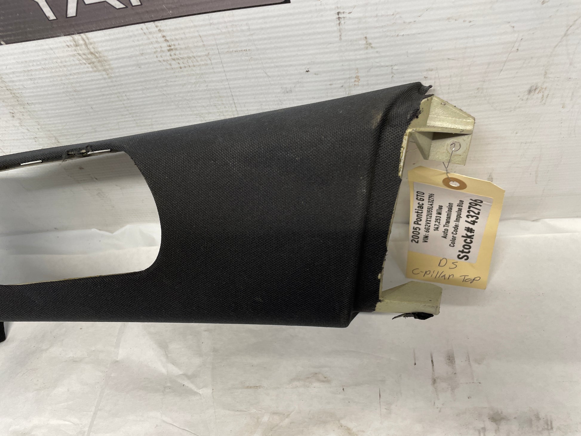 2005 Pontiac GTO LH Driver Interior B Pillar Seat Belt Trim Cover OEM - Day's Parts Yard