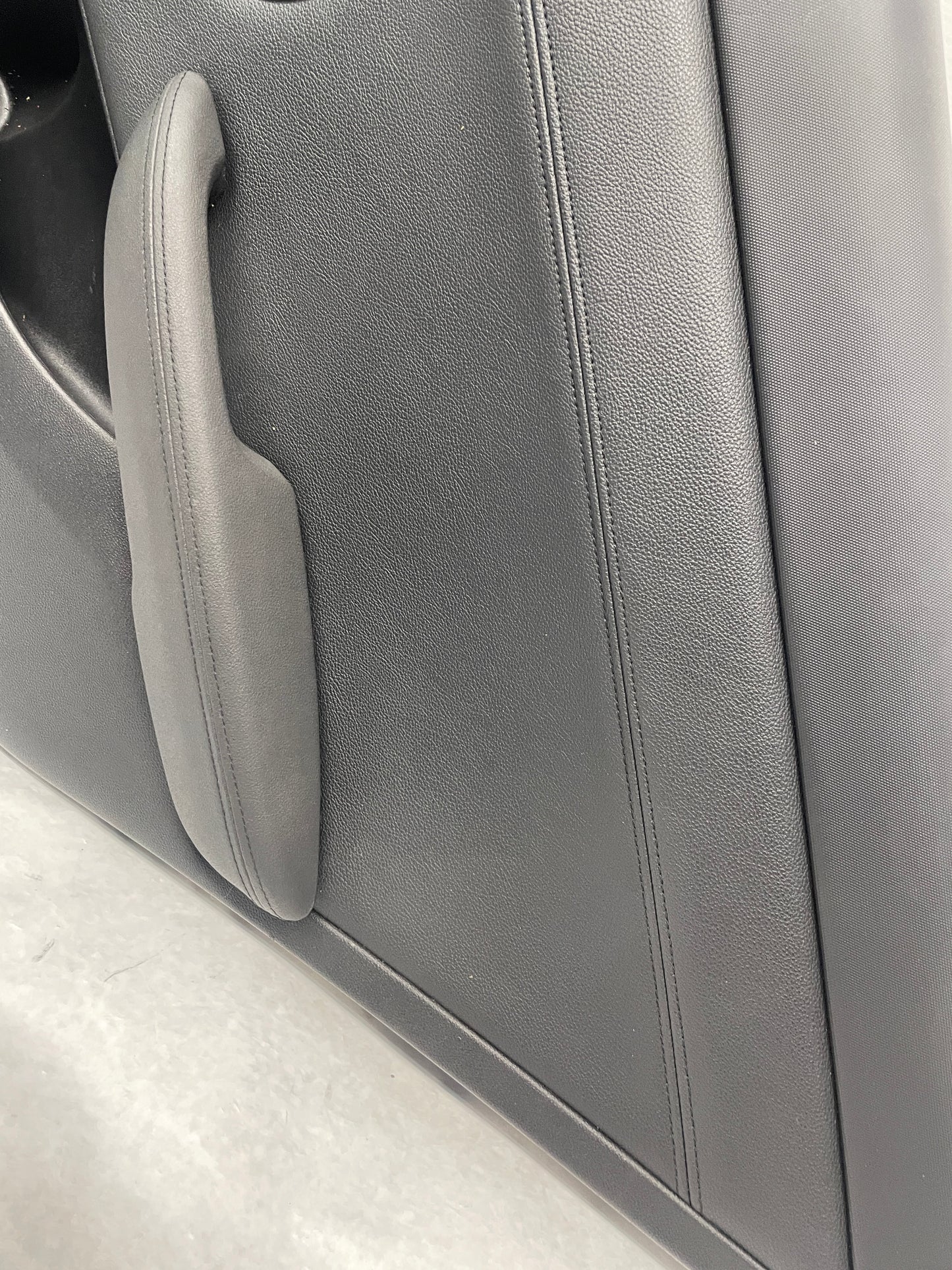 2008 Pontiac G8 Base RH Passenger Rear Interior Door Trim Panel OEM - Day's Parts Yard