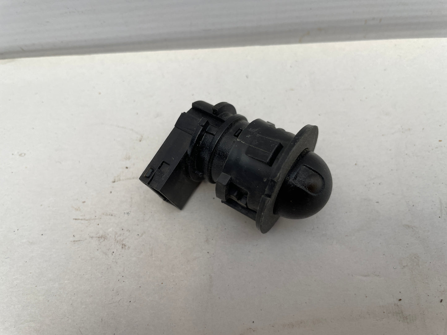 2017 Chevy SS Sedan Headlamp Head light Sun Load Light Sensor OEM - Day's Parts Yard