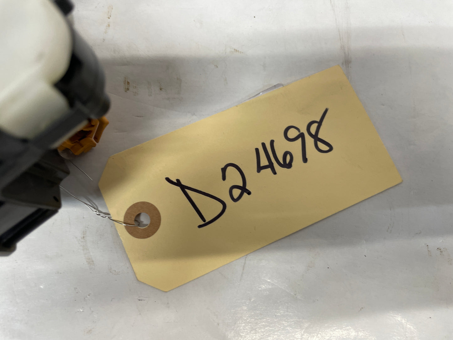 2016 Chevy SS Sedan LH Driver Front Door Lock Actuator OEM - Day's Parts Yard