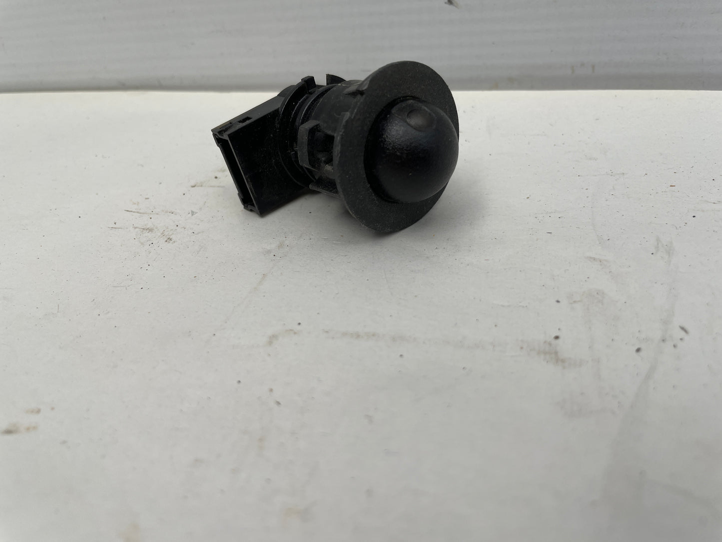 2017 Chevy SS Sedan Headlamp Head light Sun Load Light Sensor OEM - Day's Parts Yard