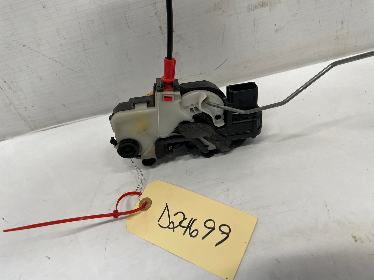 2016 Chevy SS Sedan RH Passenger Rear Door Lock Actuator OEM - Day's Parts Yard