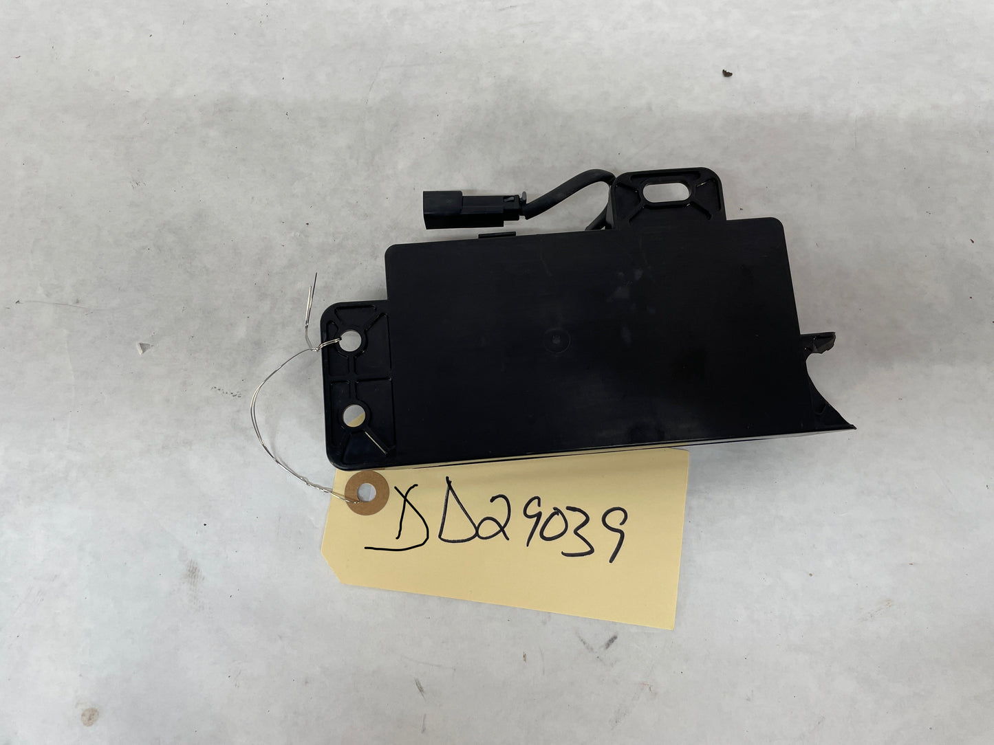 2009 Pontiac G8 GT OnStar Battery Backup Interface Control Module OEM