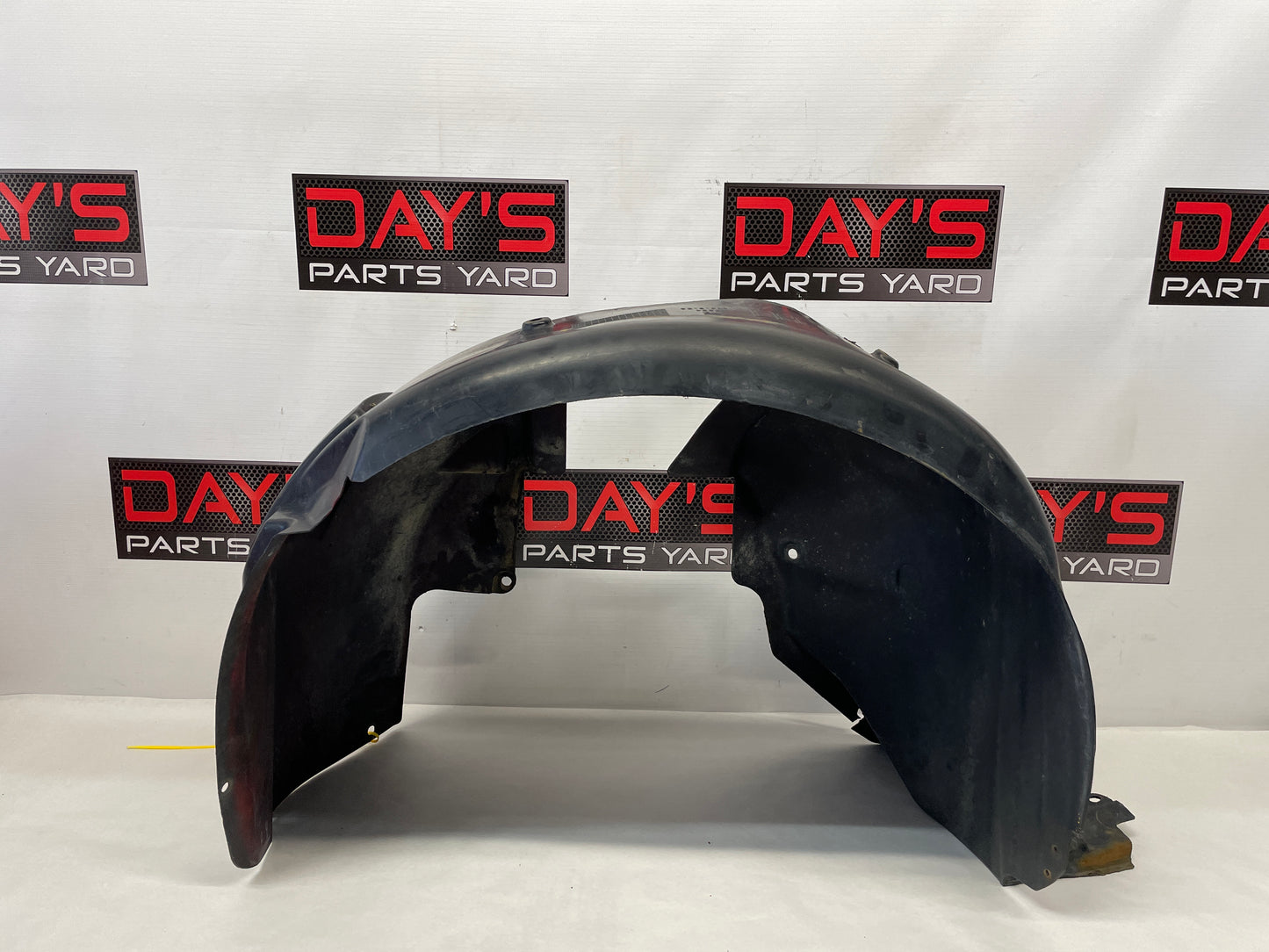 2009 Pontiac G8 LH Driver Front Fender Wheel Well Liner OEM - Day's Parts Yard