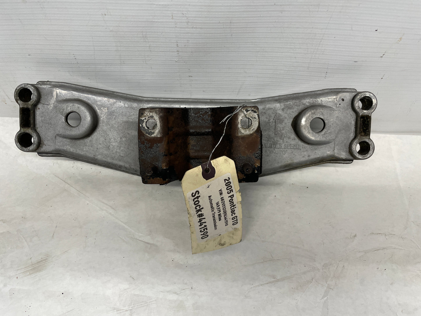 2005 Pontiac GTO Automatic Transmission Crossmember Bracket - Day's Parts Yard