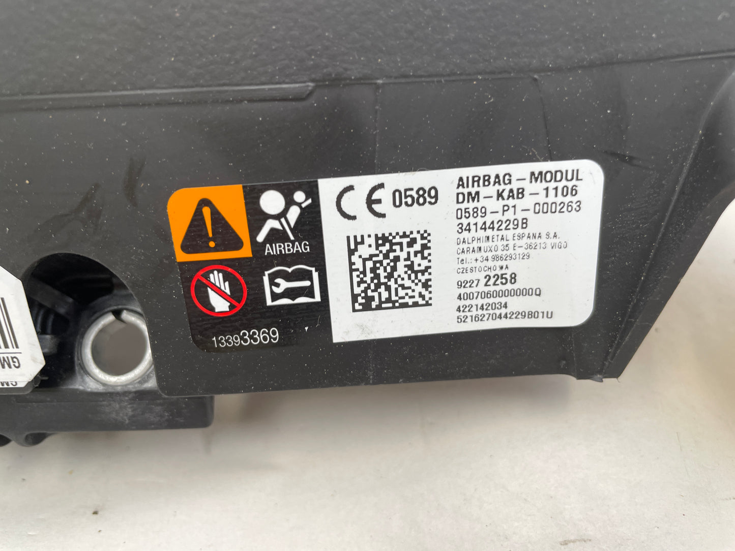 2017 Chevy SS Sedan RH Passenger Side Knee Airbag Dash Bag OEM - Day's Parts Yard