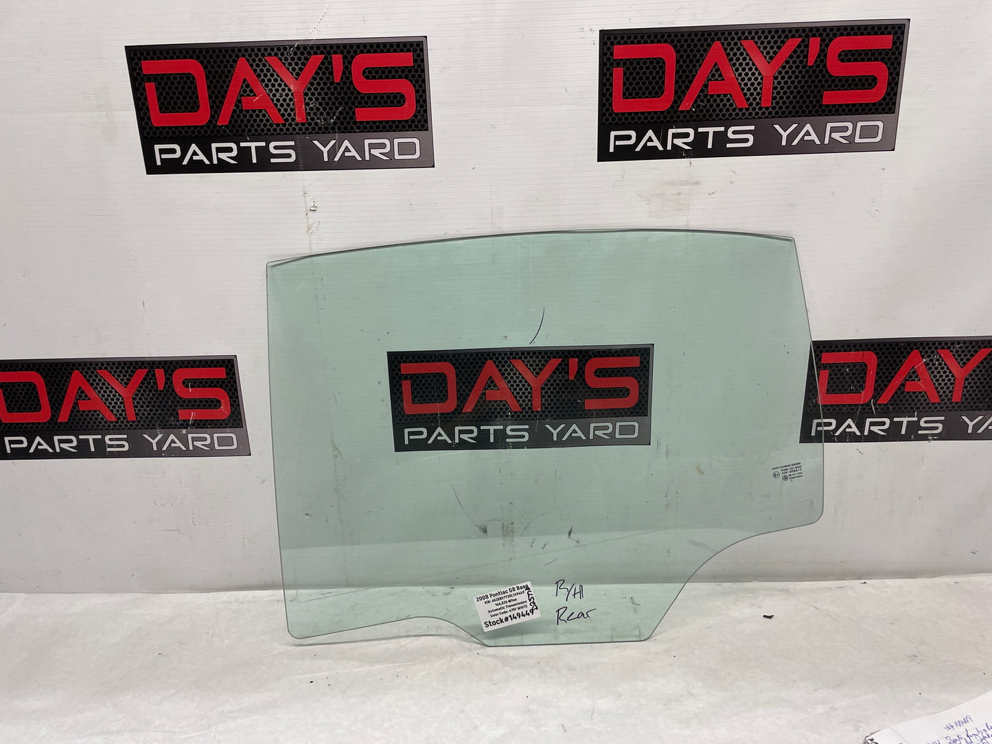 2008 Pontiac G8 Base RH Passenger Rear Door Window Glass OEM - Day's Parts Yard