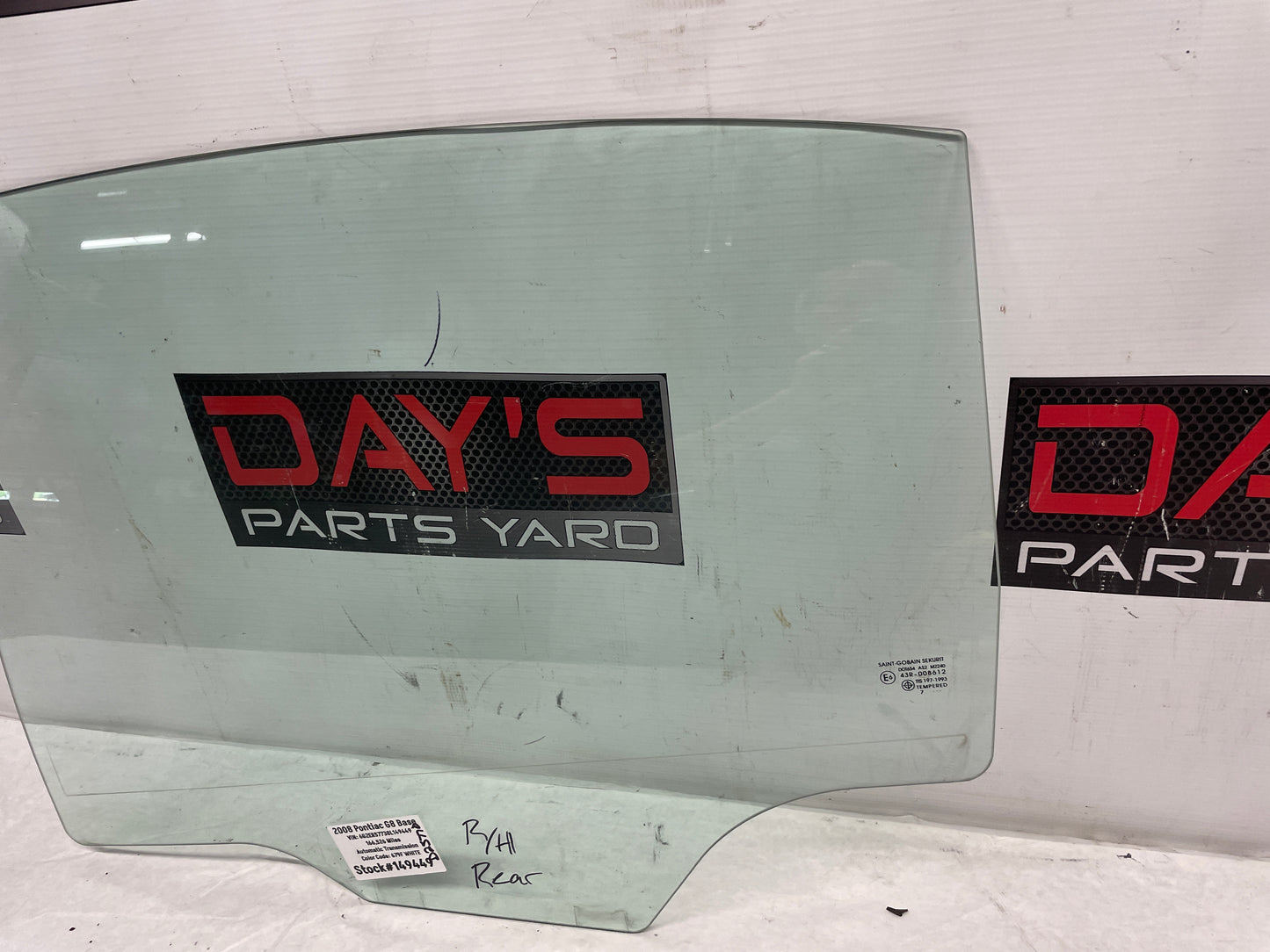 2008 Pontiac G8 Base RH Passenger Rear Door Window Glass OEM - Day's Parts Yard