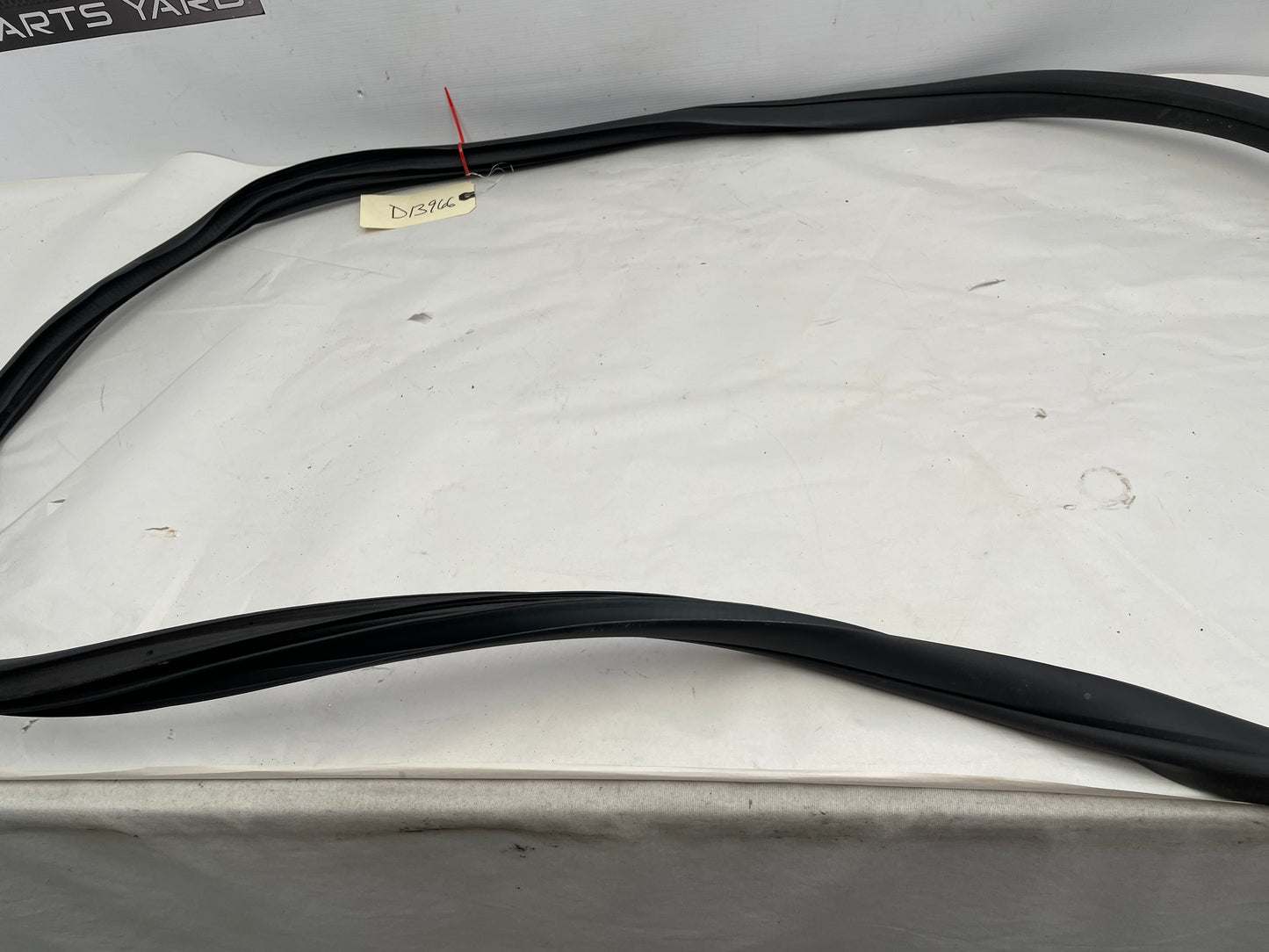2017 Chevrolet SS Sedan Rear RH Passenger Door Weather Strip Rubber Seal OEM - Day's Parts Yard
