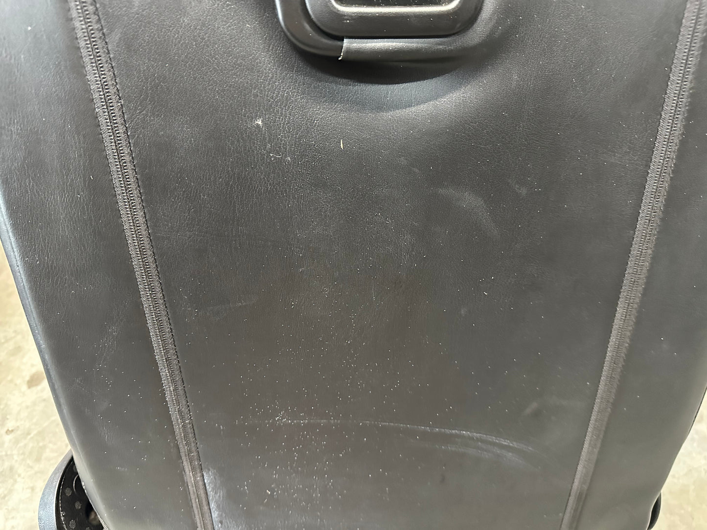 2010 Chevy Camaro SS Seats Fronts and Rears Black Leather OEM - Day's Parts Yard