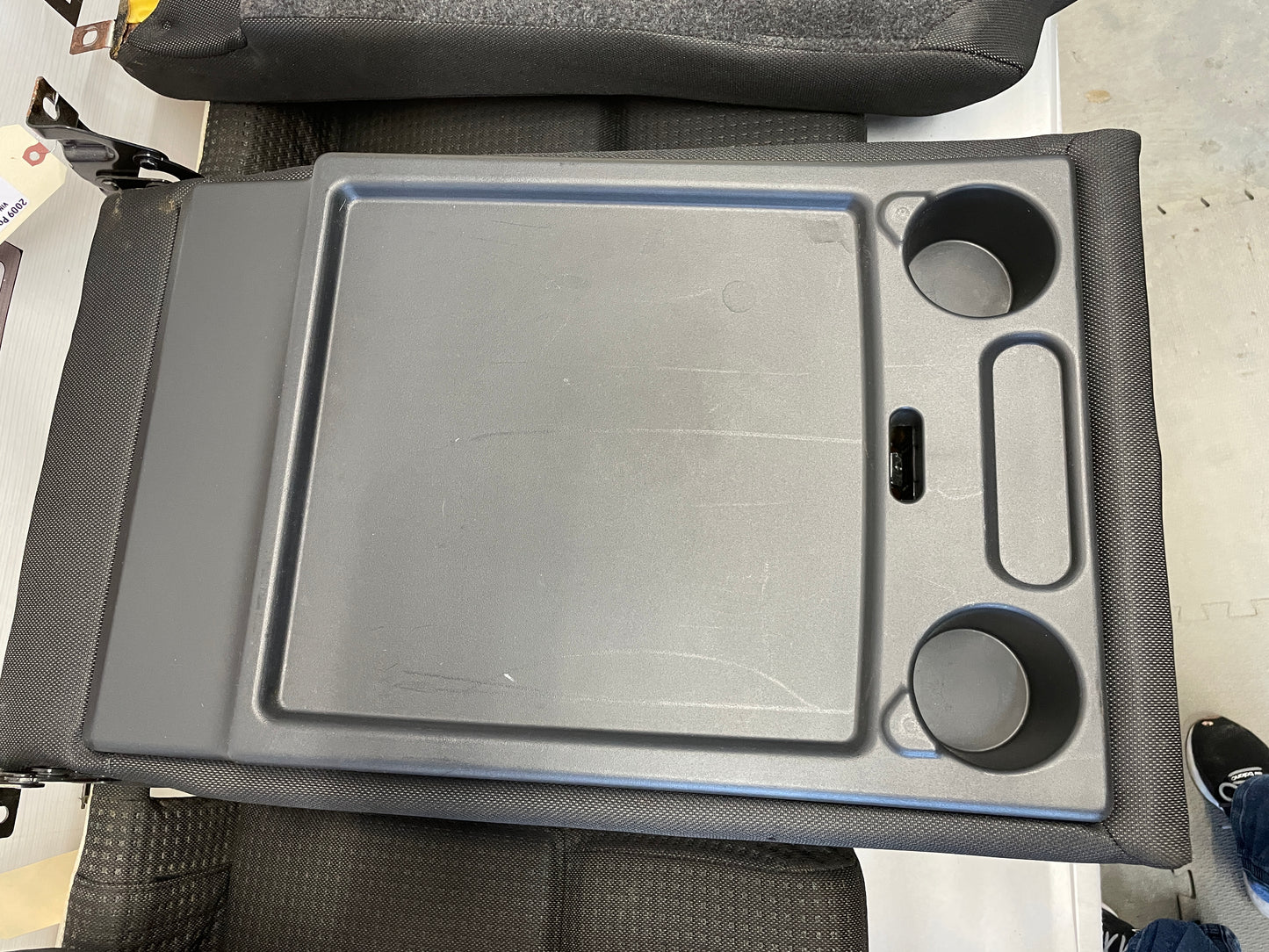 2009 Pontiac G8 Cloth Seats Fronts and Rears OEM LOCAL PICK UP - Day's Parts Yard