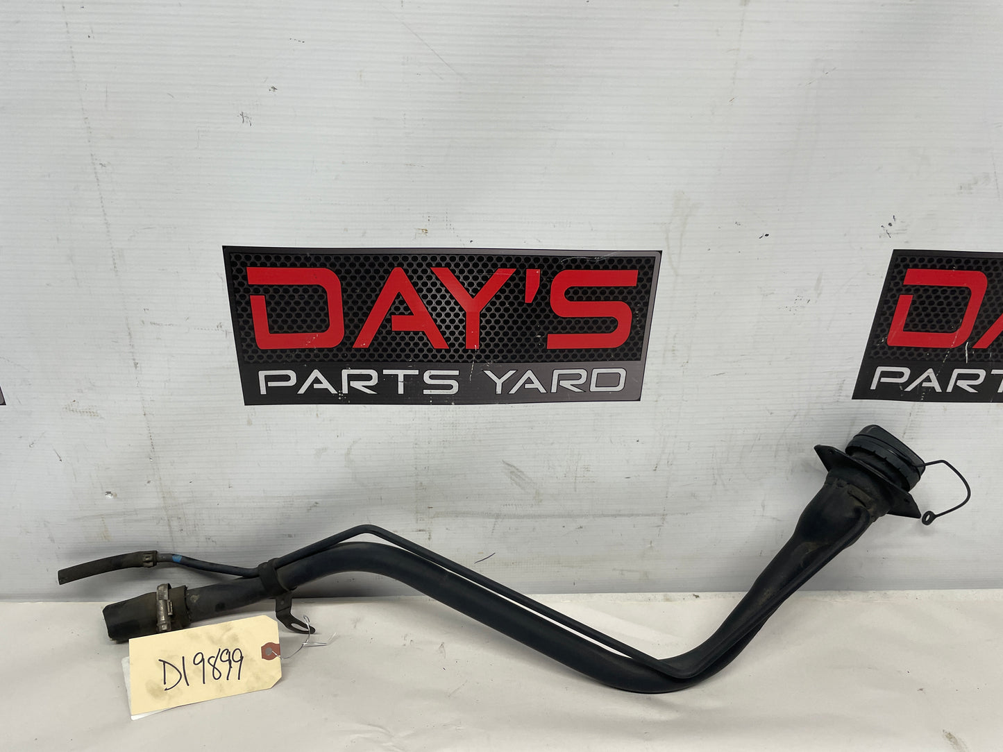 2014 Cadillac CTS-V Coupe Fuel Tank Filler Neck Assembly OEM - Day's Parts Yard