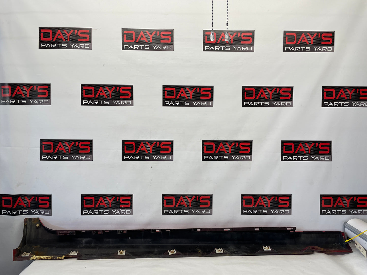 2009 Pontiac G8 LH Driver Rocker Molding Side Skirt Panel Trim Red OEM - Day's Parts Yard