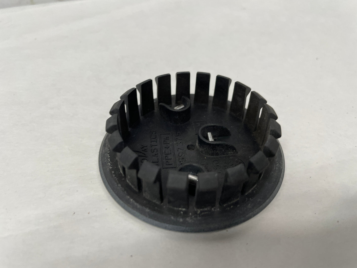 2016 Cadillac ATS-V Coupe Wheel Center Cap OEM - Day's Parts Yard