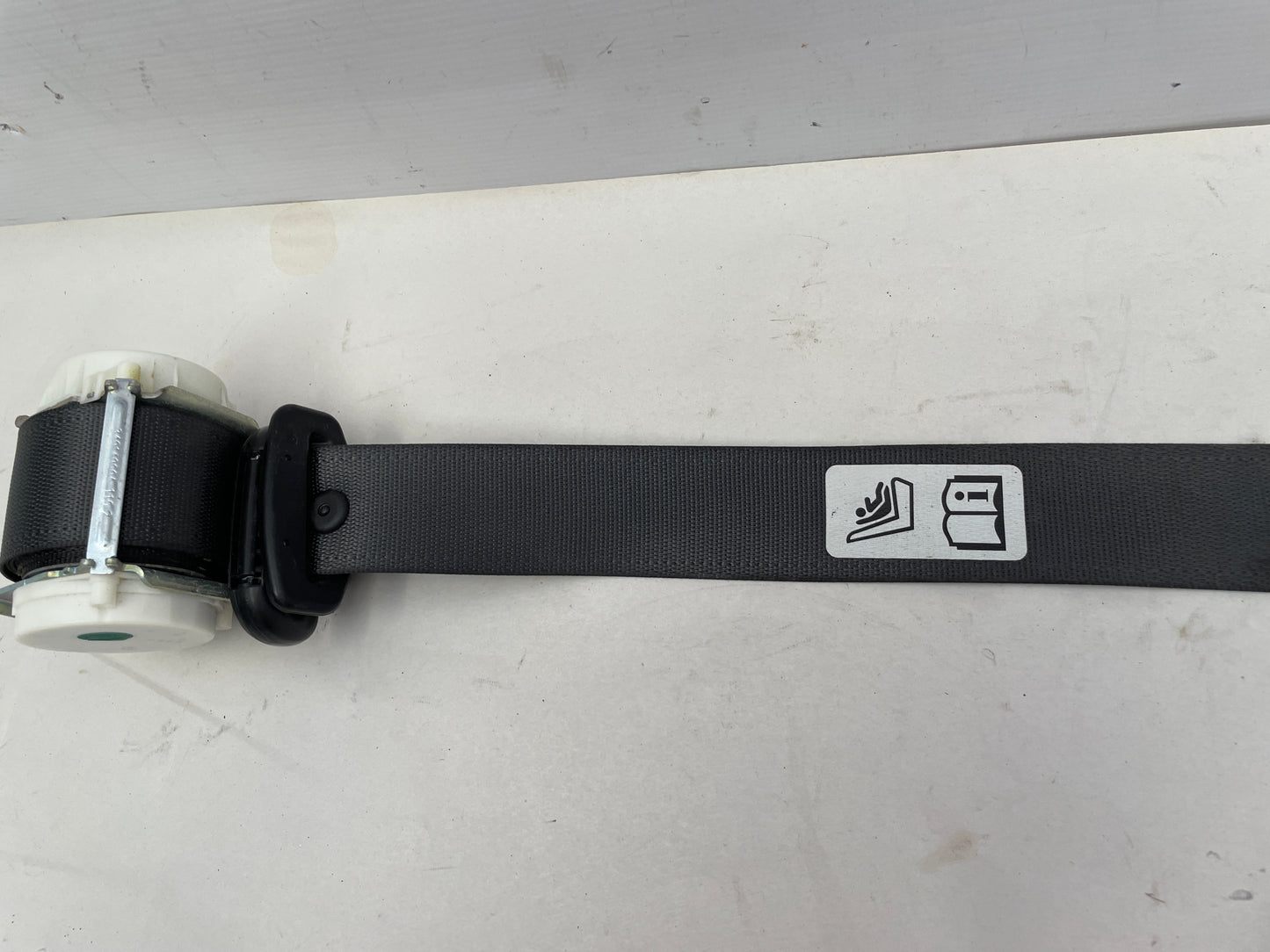 2017 Chevy SS Sedan Rear LH Seat Belt Retractor OEM - Day's Parts Yard