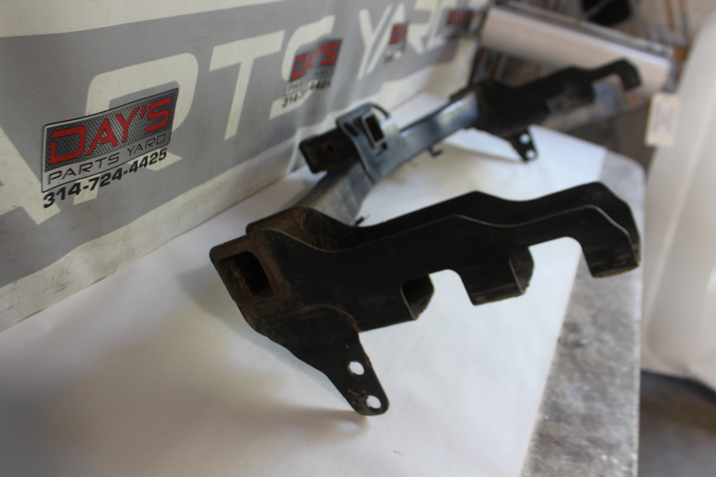 2016 Chevy Silverado C1500 LT Rear Tow Trailer Hitch Receiver OEM - Day's Parts Yard
