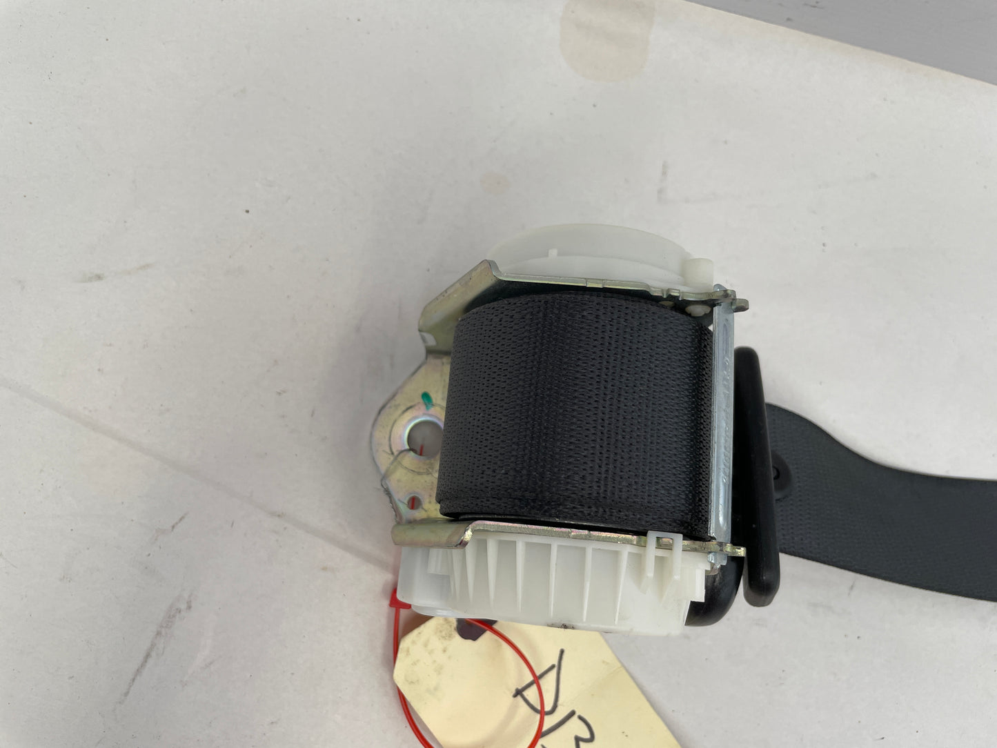 2017 Chevy SS Sedan Rear RH Seat Belt Retractor OEM - Day's Parts Yard