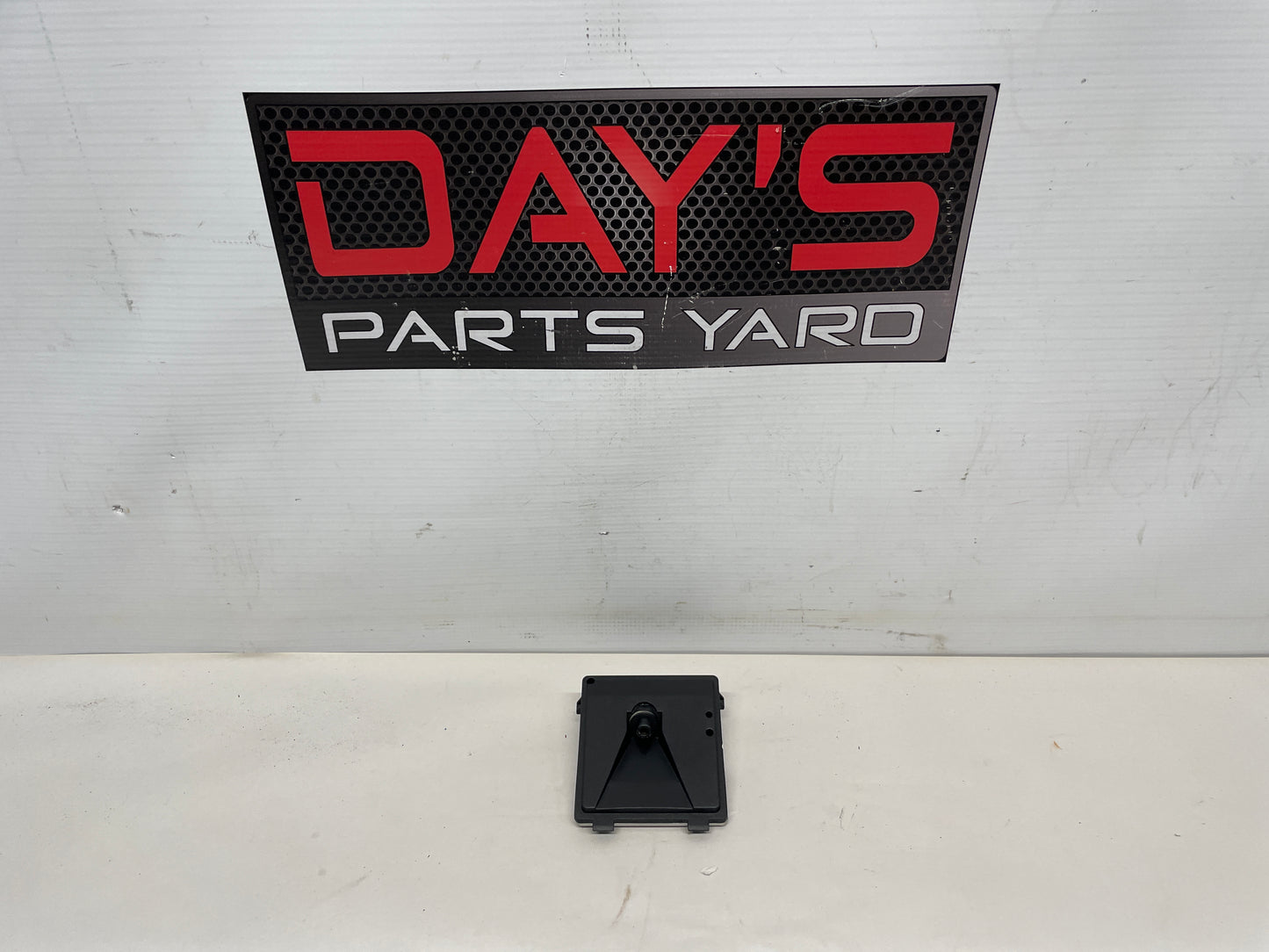 2017 Chevy SS Sedan Windshield Lane Departure Camera Module System OEM - Day's Parts Yard