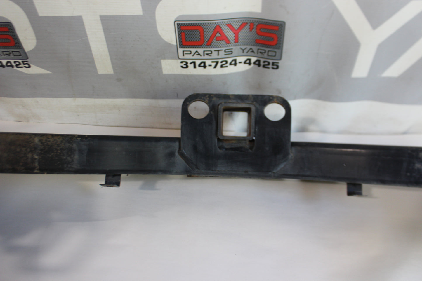 2016 Chevy Silverado C1500 LT Rear Tow Trailer Hitch Receiver OEM - Day's Parts Yard