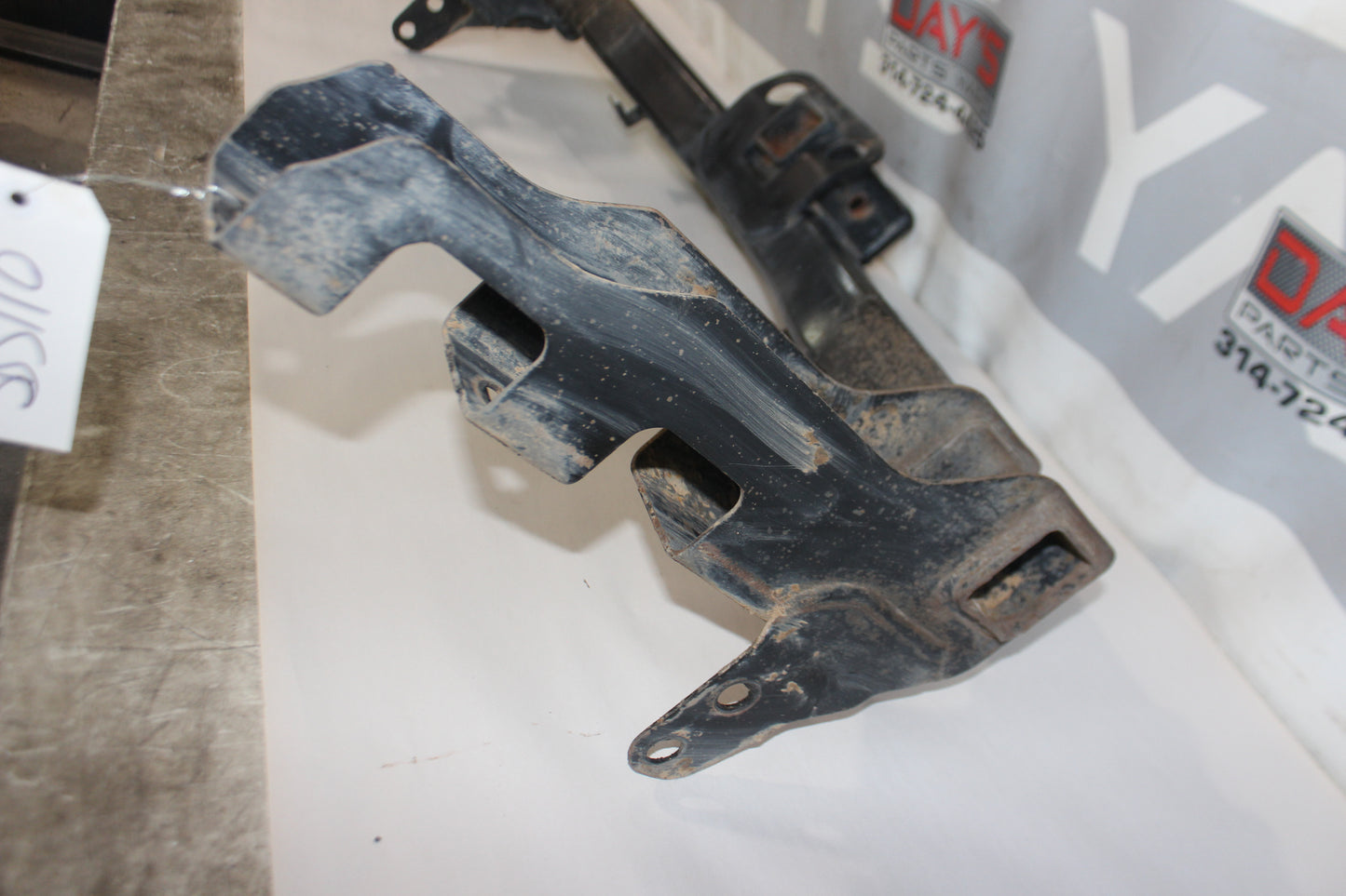 2016 Chevy Silverado C1500 LT Rear Tow Trailer Hitch Receiver OEM - Day's Parts Yard