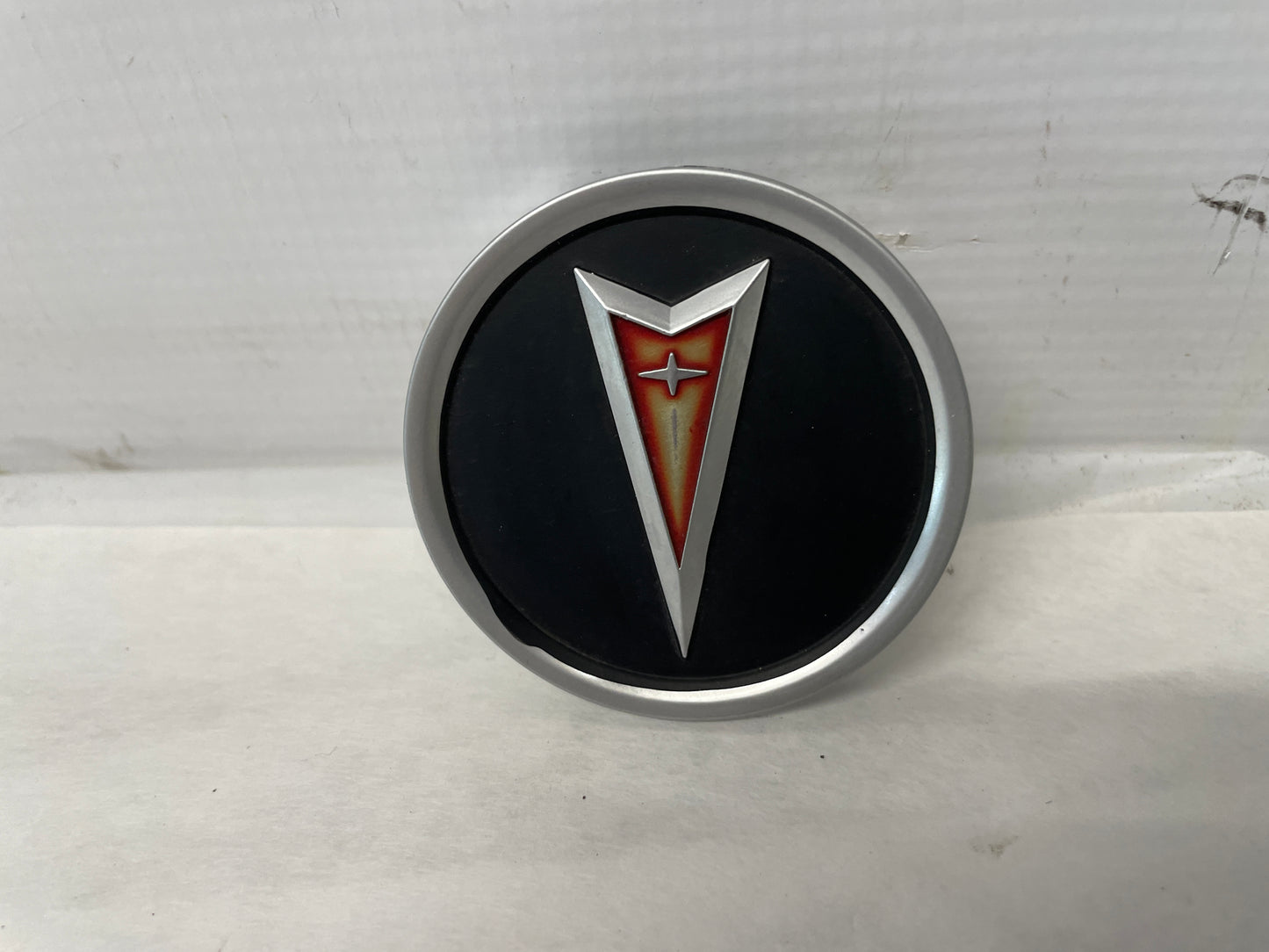 2005 Pontiac GTO Wheel Center Cap Aftermarket - Day's Parts Yard