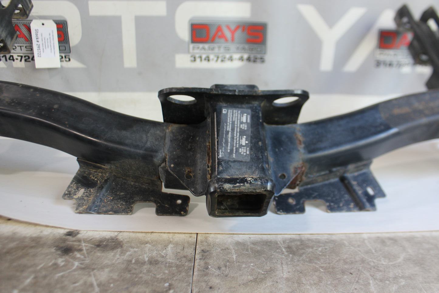 2016 Chevy Silverado C1500 LT Rear Tow Trailer Hitch Receiver OEM - Day's Parts Yard