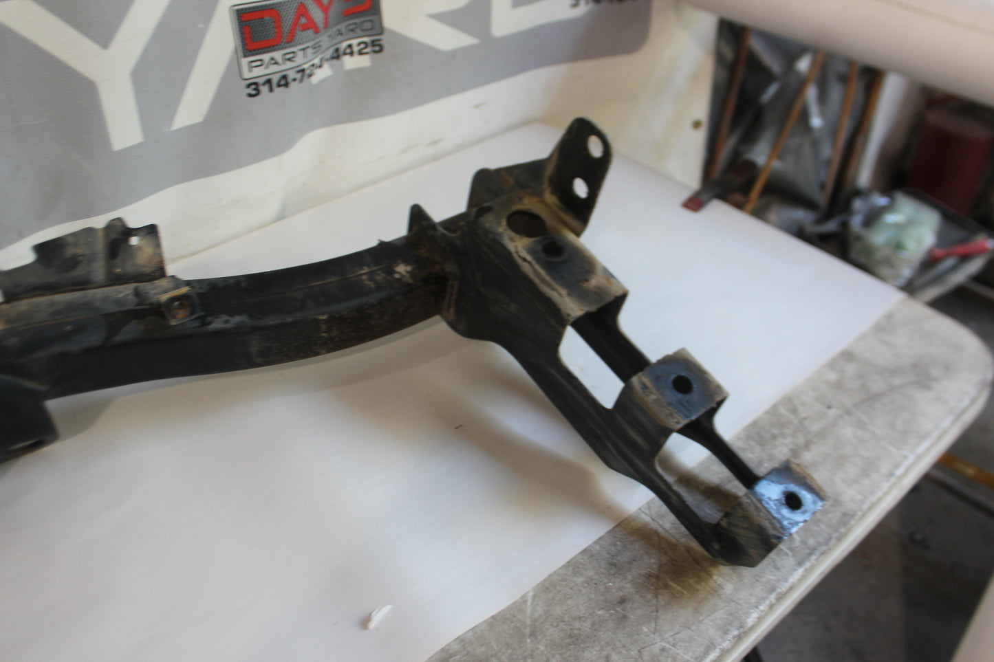 2016 Chevy Silverado C1500 LT Rear Tow Trailer Hitch Receiver OEM - Day's Parts Yard