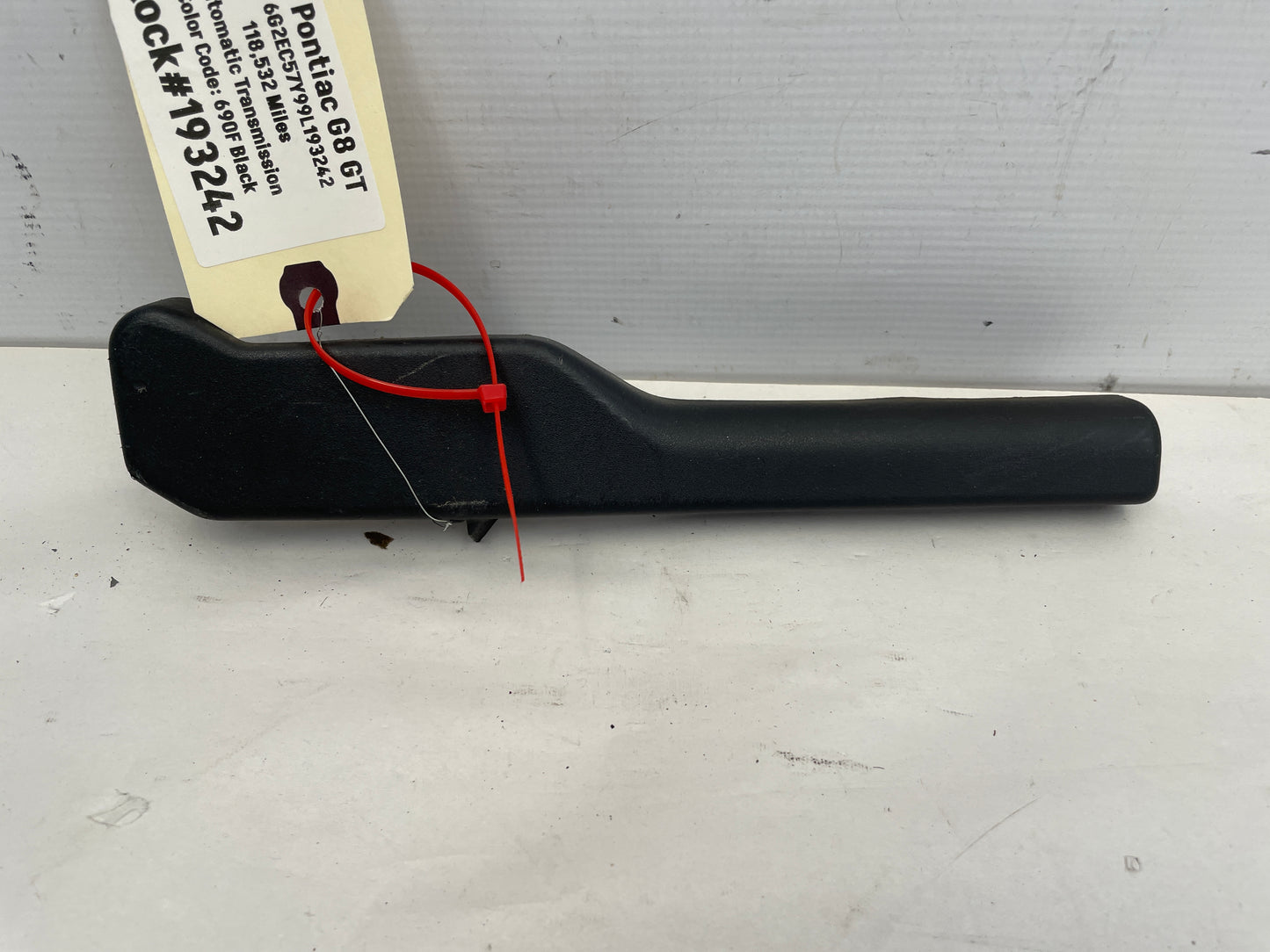 2009 Pontiac G8 GT RH Passenger Seat Trim OEM - Day's Parts Yard