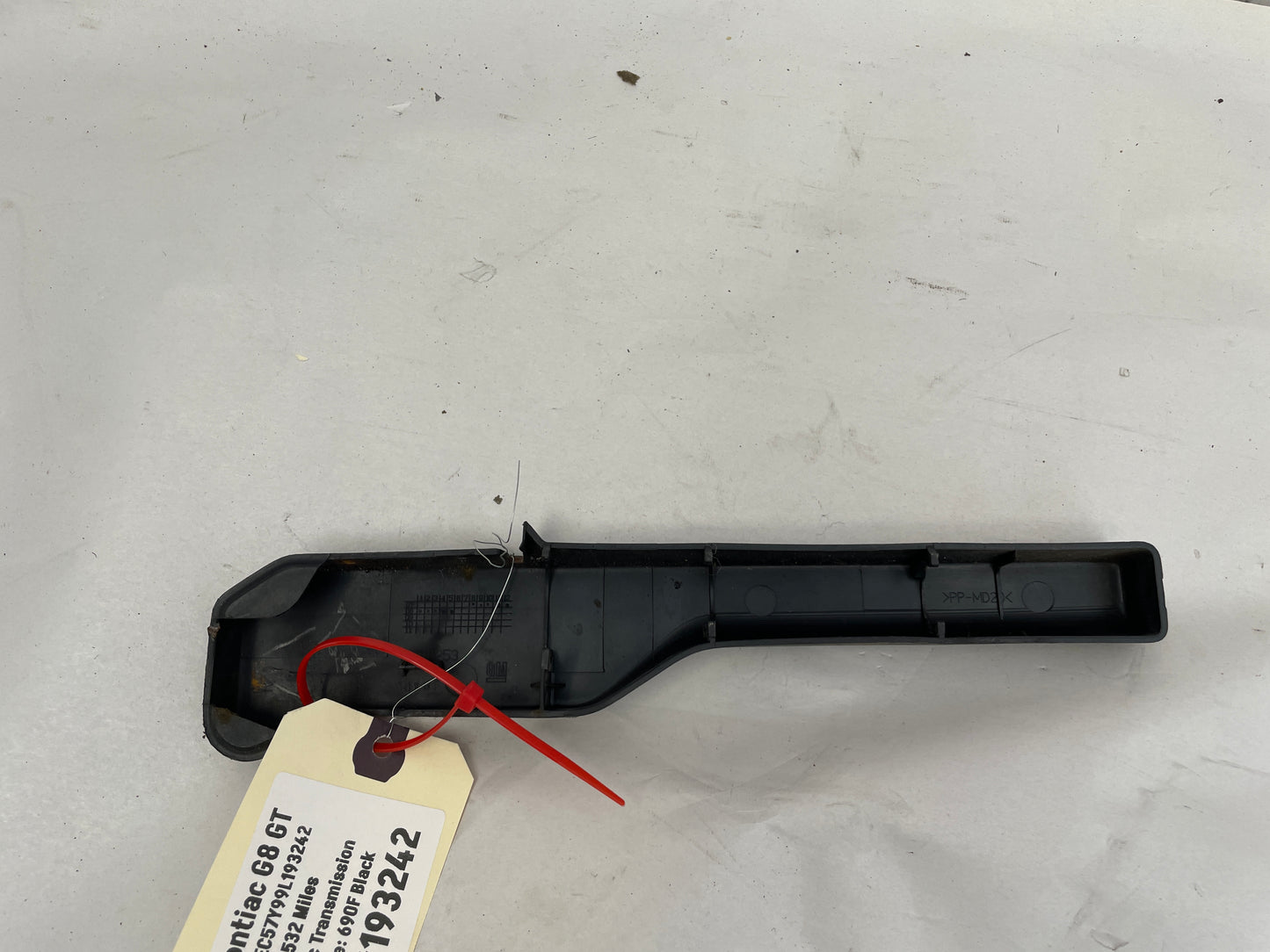 2009 Pontiac G8 GT RH Passenger Seat Trim OEM - Day's Parts Yard