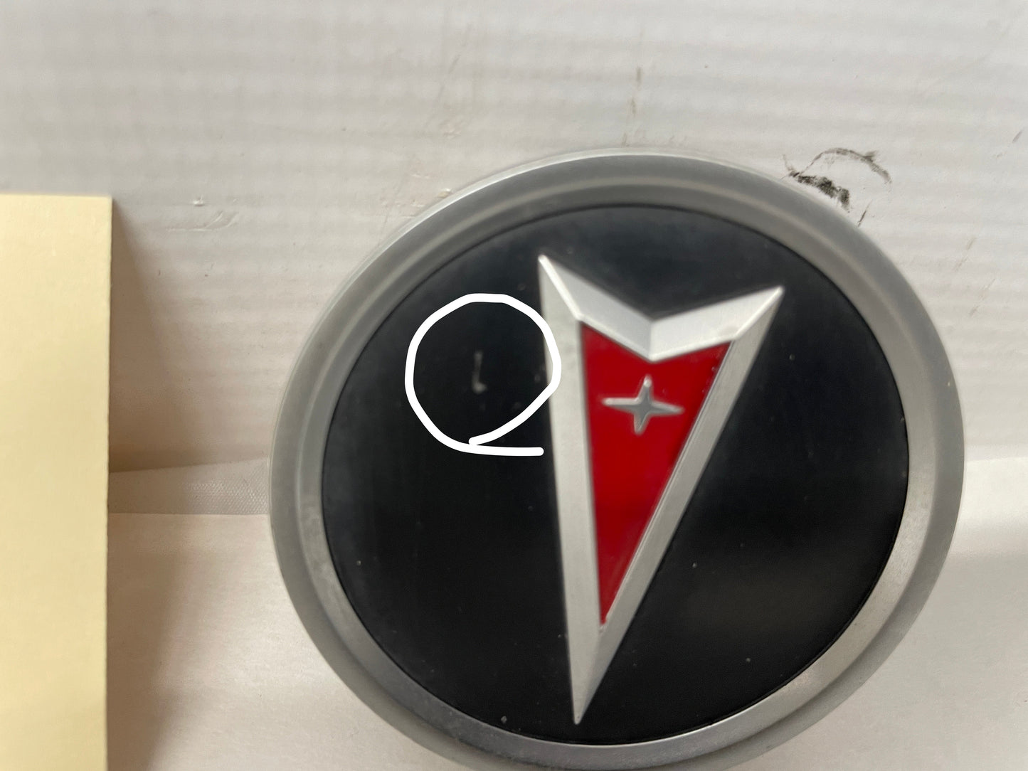 2006 Pontiac GTO Wheel Center Cap OEM - Day's Parts Yard