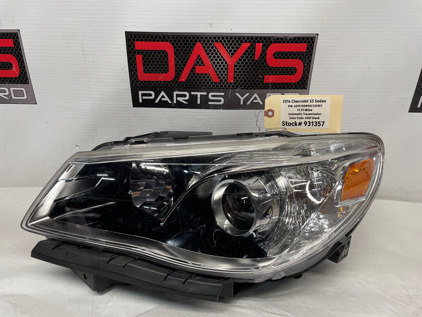 2014 Chevy SS Sedan LH Driver Headlight Head Light Lamp OEM - Day's Parts Yard