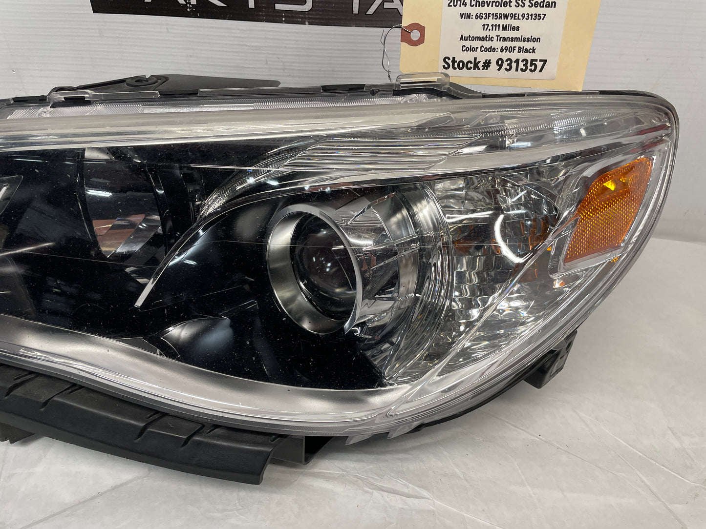 2014 Chevy SS Sedan LH Driver Headlight Head Light Lamp OEM - Day's Parts Yard