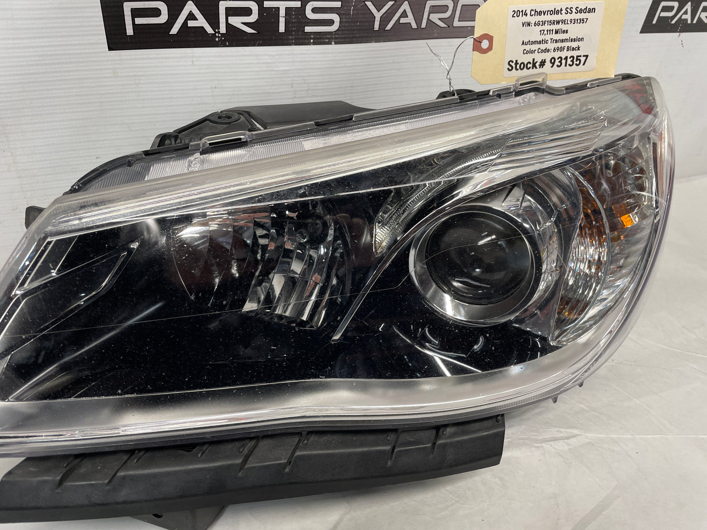 2014 Chevy SS Sedan LH Driver Headlight Head Light Lamp OEM - Day's Parts Yard