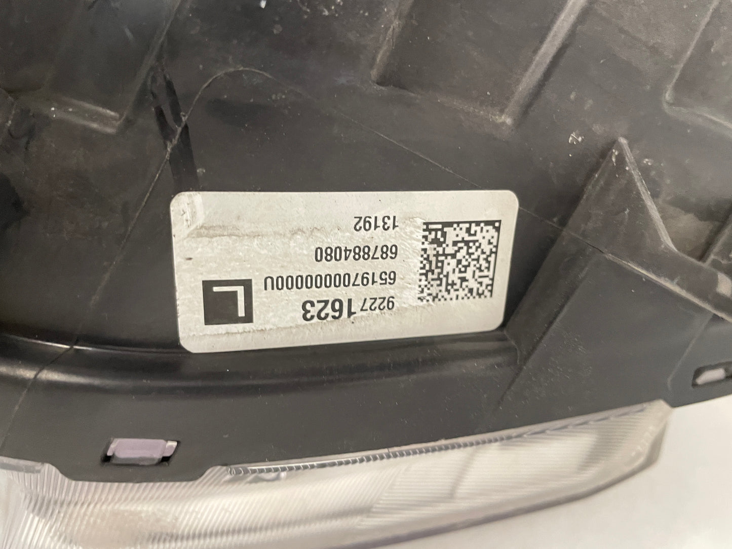 2014 Chevy SS Sedan LH Driver Headlight Head Light Lamp OEM - Day's Parts Yard