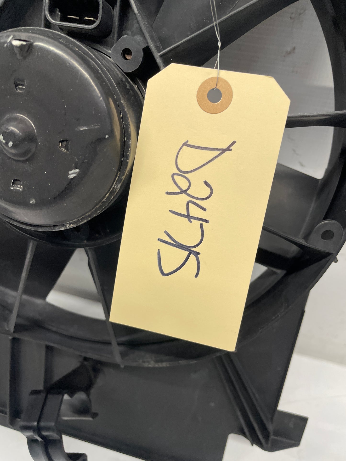 2000 Chevy Camaro Z28 Dual Radiator Cooling Fans Motors Assembly OEM - Day's Parts Yard