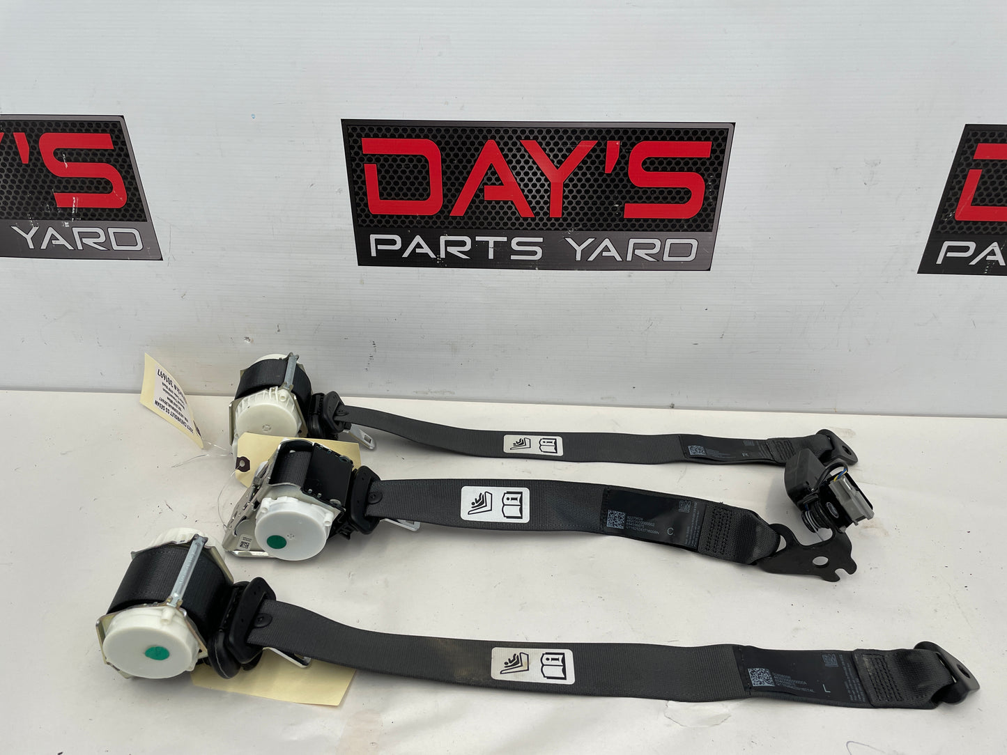 2017 Chevy SS Sedan Rear Seatbelt Seat Belt Retractor Set - Day's Parts Yard