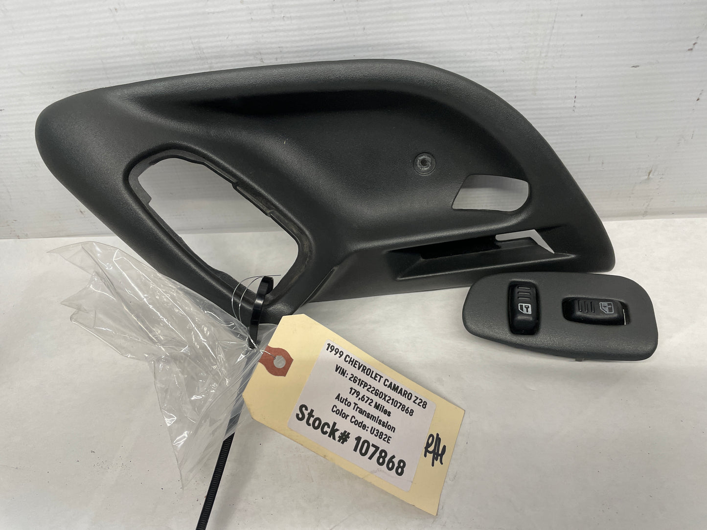1999 Chevy Camaro Z28 RH Passenger Interior Door Handle Bezel Gray Grey OEM - Day's Parts Yard