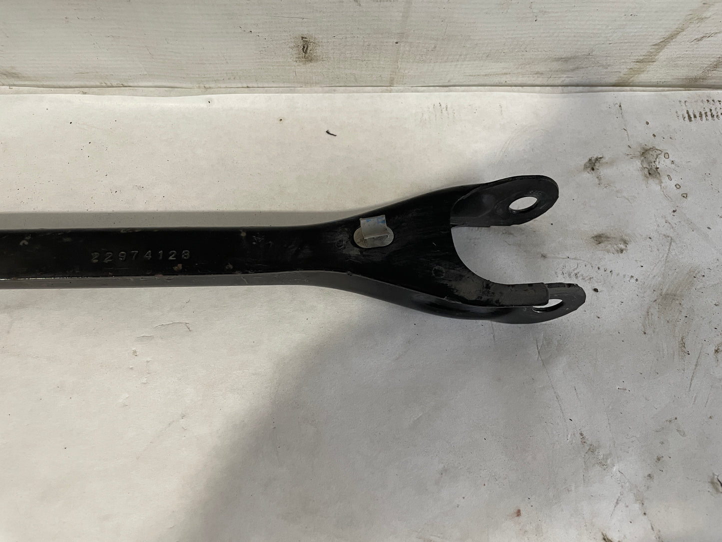 2020 Chevy Camaro SS Rear RH Passenger Upper Control Arm OEM - Day's Parts Yard