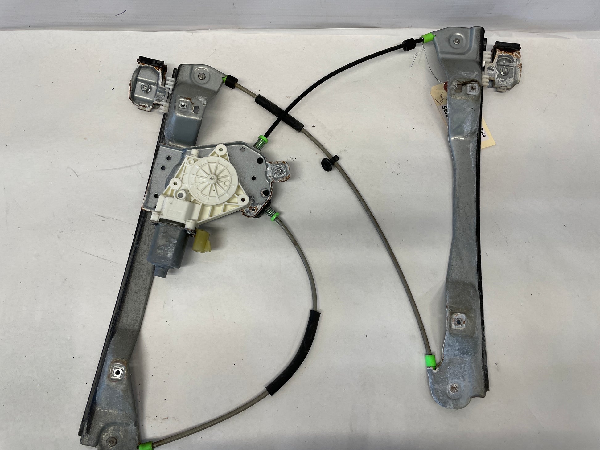 2009 Pontiac G8 RH Passenger Front Door Window Regulator Motor OEM - Day's Parts Yard