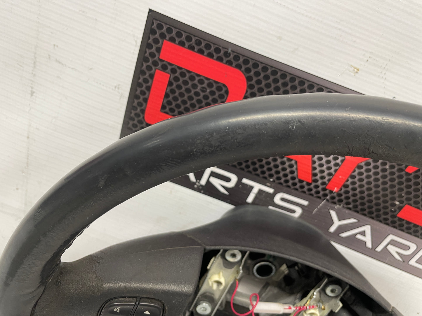 2004 Chevy Silverado 2500HD Steering Wheel w/ Buttons OEM - Day's Parts Yard