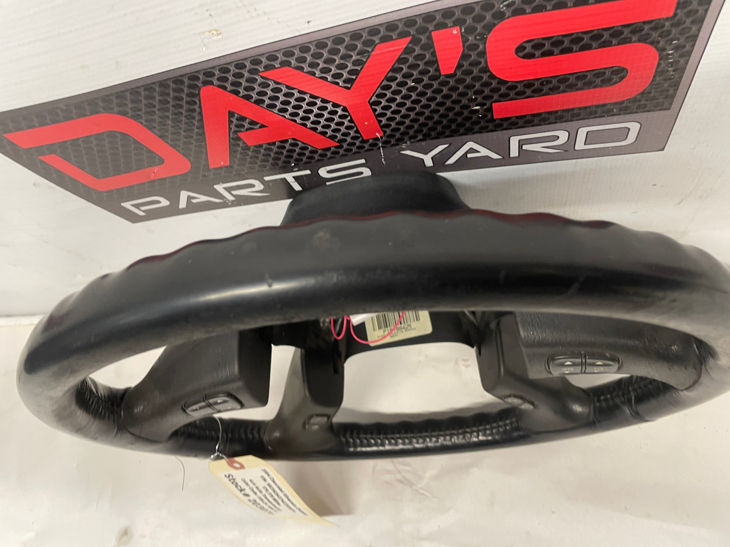 2004 Chevy Silverado 2500HD Steering Wheel w/ Buttons OEM - Day's Parts Yard