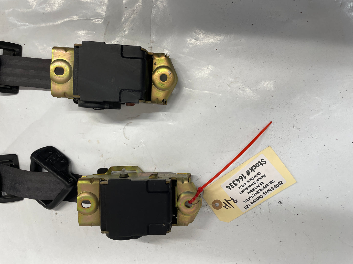 2000 Chevy Camaro Z28 Front Seatbelt Seat Belts Retractors w/ Buckles Holders Ebony OEM - Day's Parts Yard