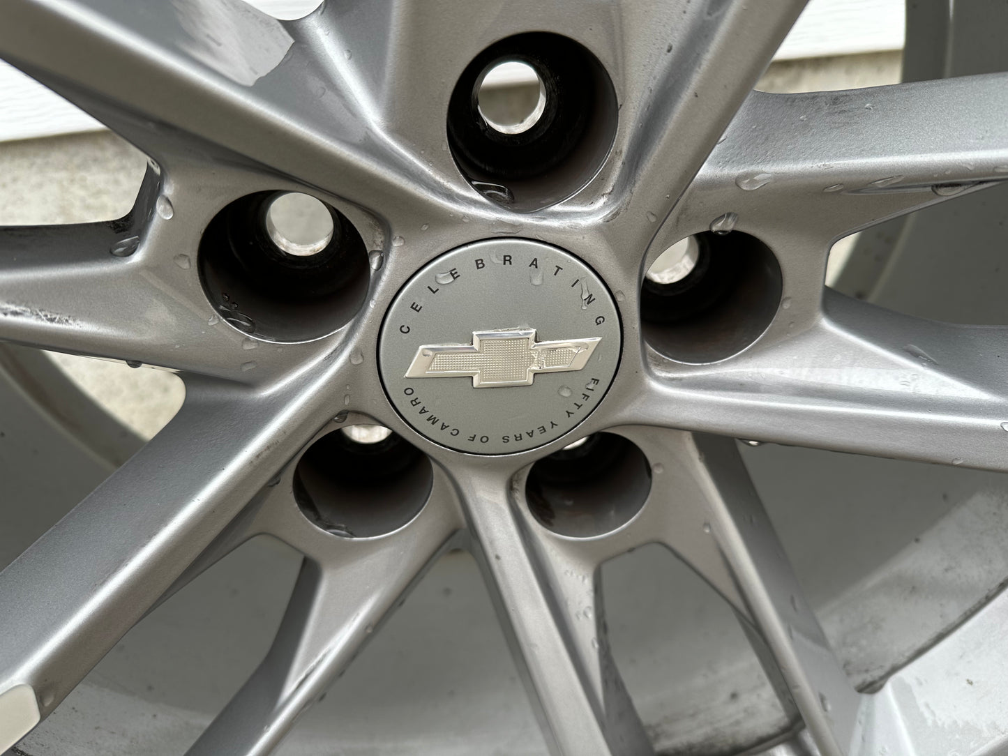 2017 Chevy Camaro SS Rear Factory Wheel 20X9.5 OEM - Day's Parts Yard