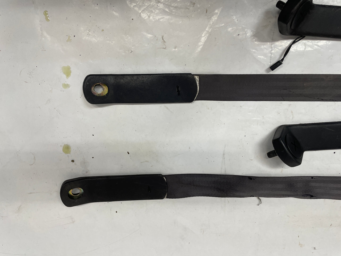 2000 Chevy Camaro Z28 Front Seatbelt Seat Belts Retractors w/ Buckles Holders Ebony OEM - Day's Parts Yard
