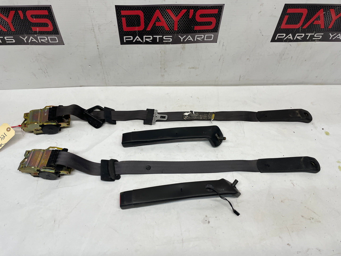 2000 Chevy Camaro Z28 Front Seatbelt Seat Belts Retractors w/ Buckles Holders Ebony OEM - Day's Parts Yard
