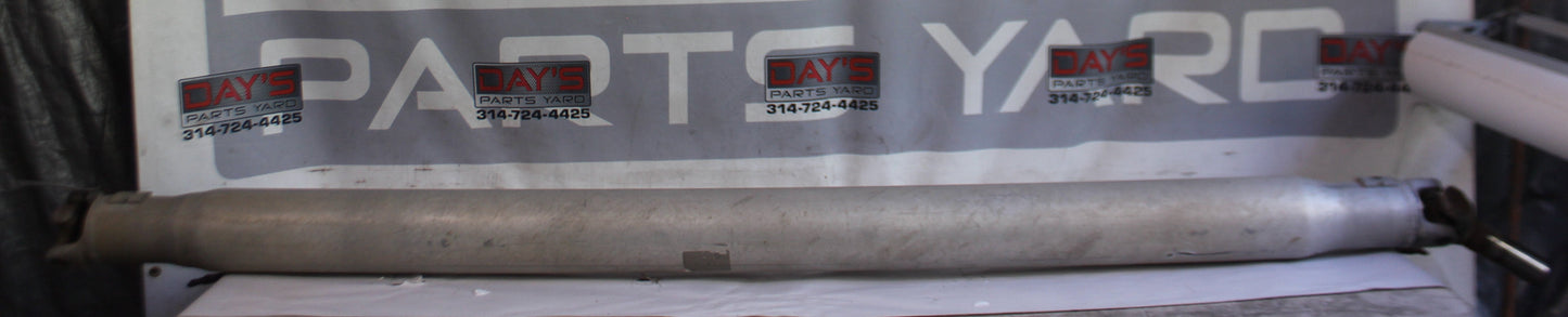 2016 Chevy Silverado C1500 LT Drive Shaft Driveshaft OEM - Day's Parts Yard