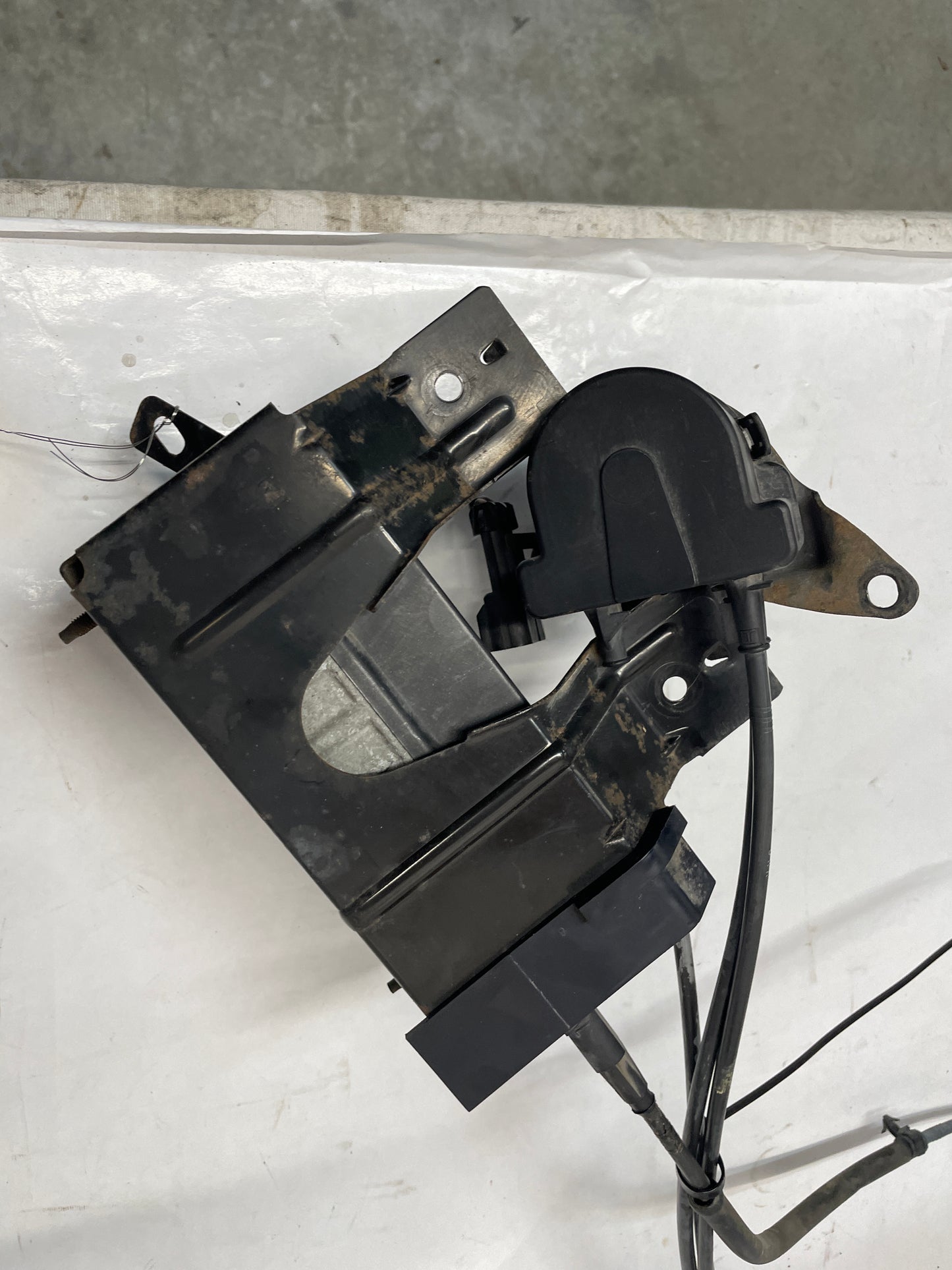 2000 Chevy Camaro Z28 Cruise Control Module Actuator w/ Cable OEM - Day's Parts Yard